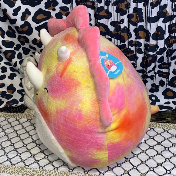 SQUISHMALLOWS TRINITY THE TRICERATOPS DINO PLUSH PILLOW TOYS - Picture 9 of 16
